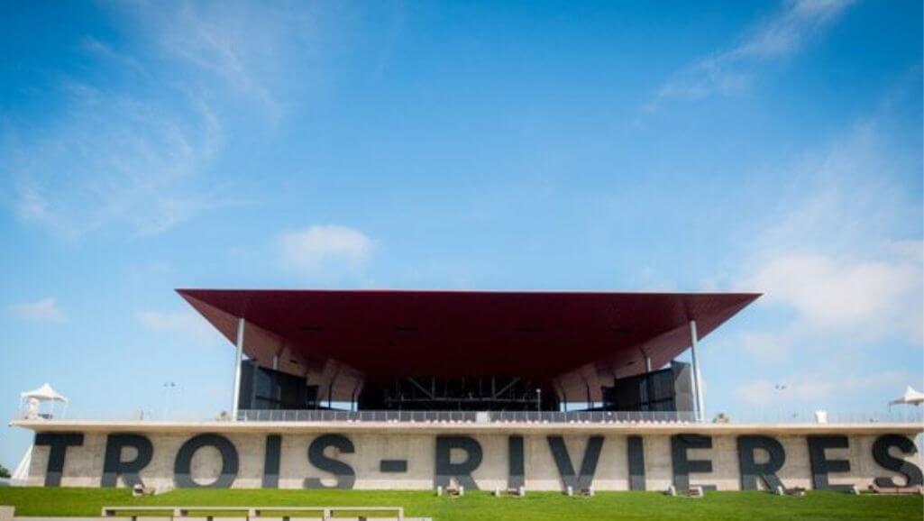 Trois-Rivières au Québec bannière - LA PETITE FAMILLE V